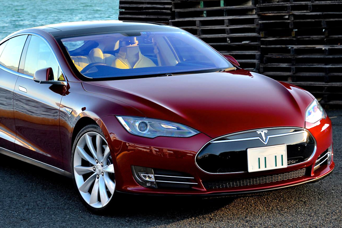 Tesla-Autopilot-Crash-Kills-Woman-in-Texas Tesla-Autopilot-Crash-Kills-Woman-in-Texas