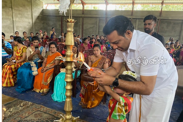வடக்கு கிழக்கை பிரிக்கும் பிரதான சூத்திரதாரி மக்கள் விடுதலை முன்னணியினரே: வியாழேந்திரன் தகவல் (Photos) | We Will Never Accept Back Stabbing Reconciliation