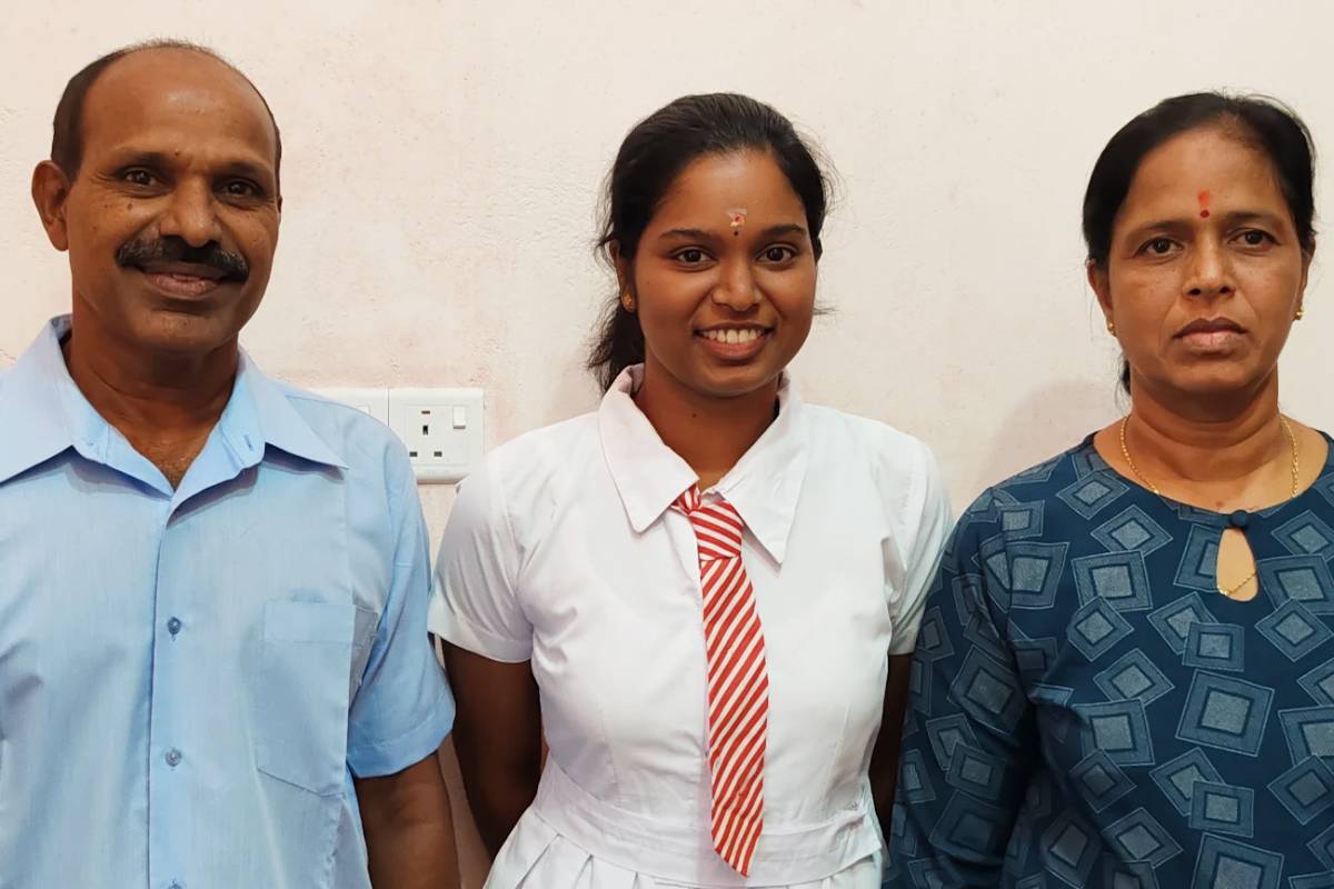 வாழ்நாள் இலட்சியம் இதுதான் - விஞ்ஞானப் பிரிவில் முதலிடம் பிடித்த மாணவி சஞ்சனா | The Student Who Topped The Science Section Sanjana