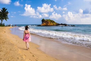 கடற்கரைக்கு செல்லும் மக்களுக்கு பொலிஸார் எச்சரிக்கை