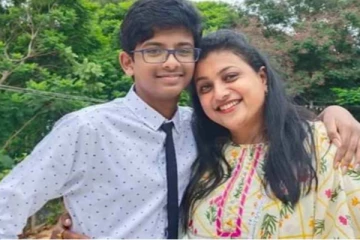 மகனுக்கு சொகுசு காரை வாங்கி கொடுத்த ரோஜா! விலை எத்தனை கோடி தெரியுமா ? ஷாக்காகிடாதீங்க