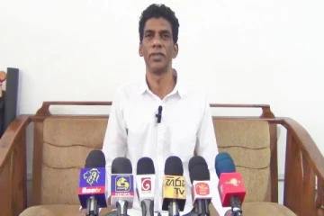 தோல்வியை ஏற்றுக்கொண்டமையினால் உள்ளுராட்சி தேர்தலை பிற்போட அரசாங்கம் முயற்சிக்கிறது - திகாம்பரம்