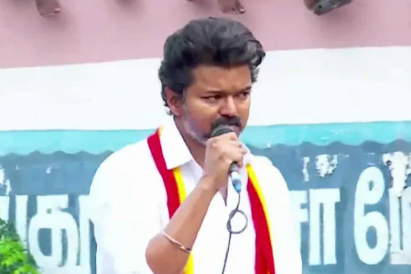 மழையில் மக்களின் துயரத்திற்கு காரணம் இதுதான் - திமுக அரசு மீது விஜய் குற்றச்சாட்டு | Tvk Vijay Slams Tn Govt For People Suffer In Rain மழையில் மக்களின் துயரத்திற்கு காரணம் இதுதான் - திமுக அரசு மீது விஜய் குற்றச்சாட்டு | Tvk Vijay Slams Tn Govt For People Suffer In Rain