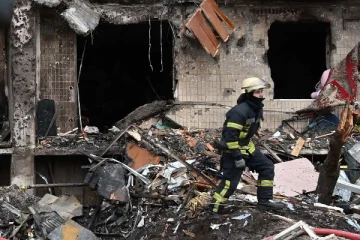 உக்ரைனில் பேக்கரி தொழிற்சாலை மீது ரஷ்யா வெடிகுண்டு தாக்குதல்! 13 பேர் பலி