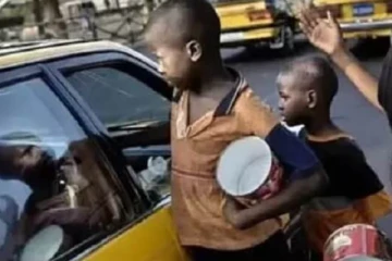 இனி யாரும்  கேட்கக்கூடாது; யாசகத்திற்கு தடை போட்ட நாடு!