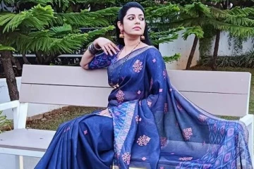 புடவையின் அழகில் மயக்கும் நடிகை சாயா சிங் போட்டோஸ்