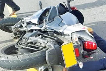 அக்கரைப்பற்றில் மோட்டார் சைக்கிள் மோதி விபத்து ; இருவர் பலி