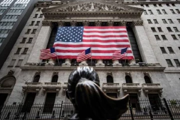 நியூயார்க் பங்குச் சந்தையை விட்டு வெளியேறிய  மூன்று மிக பெரிய சீன நிறுவனங்கள்!