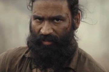 தனுஷுக்கு ஜோடி இரண்டு சென்சேஷ்னல் ஹீரோயின்ஸ்..இவருக்கு தான் அமையுது