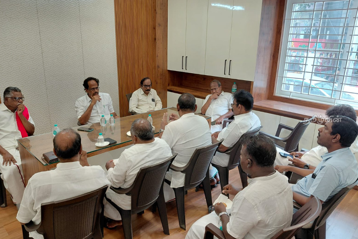 இந்திய கம்யூனிஸ்ட் கட்சித் தலைவர்களுடன் ஈழத்தமிழ் மக்களின் அரசியல் பிரச்சினைகள் தொடர்பில் சந்திப்பு | Indian Communist Party Sri Lankan Tamils இந்திய கம்யூனிஸ்ட் கட்சித் தலைவர்களுடன் ஈழத்தமிழ் மக்களின் அரசியல் பிரச்சினைகள் தொடர்பில் சந்திப்பு | Indian Communist Party Sri Lankan Tamils