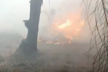 மட்டக்களப்பு குருக்கள் மடத்தில் திடீர் தீப்பரவல்(Photos)