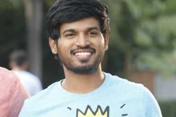 விஜய் டிவி தொகுப்பாளர் ரக்ஷன் முதன் முதலில் பெண் வேடமிட்டு நடித்த நிகழ்ச்சி இதுதான் - அதுவும் யாருடன் நடித்துள்ளார் தெரியுமா