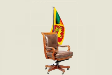 නව අගමැතිකම දෙනව කියපු 04 දෙනා මෙන්න..ඒ අතර නොහිතපු නමකුත්..