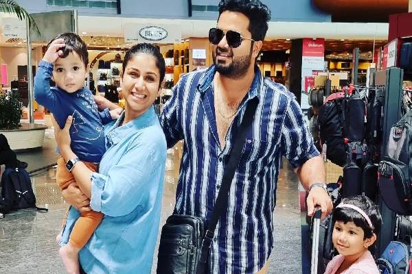 2 குழந்தைகளுக்கு அம்மாவா! கொள்ளை அழகில் கிறங்கடிக்கும் ஆல்யா மானசா | Alya Manasa New Red Saree Video Goes Viral 2 குழந்தைகளுக்கு அம்மாவா! கொள்ளை அழகில் கிறங்கடிக்கும் ஆல்யா மானசா | Alya Manasa New Red Saree Video Goes Viral