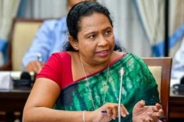 கோவிட் - 19 தொற்றிலிருந்து குணமடைந்தார் சுகாதார அமைச்சர்