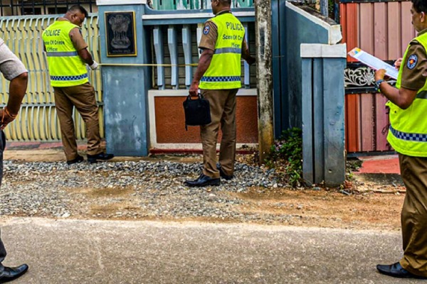 பாரிய அளவில் நகை கொள்ளை - கையும் களவுமாக சிக்கிய இருவர் | Theft Police Investigating Srilanka