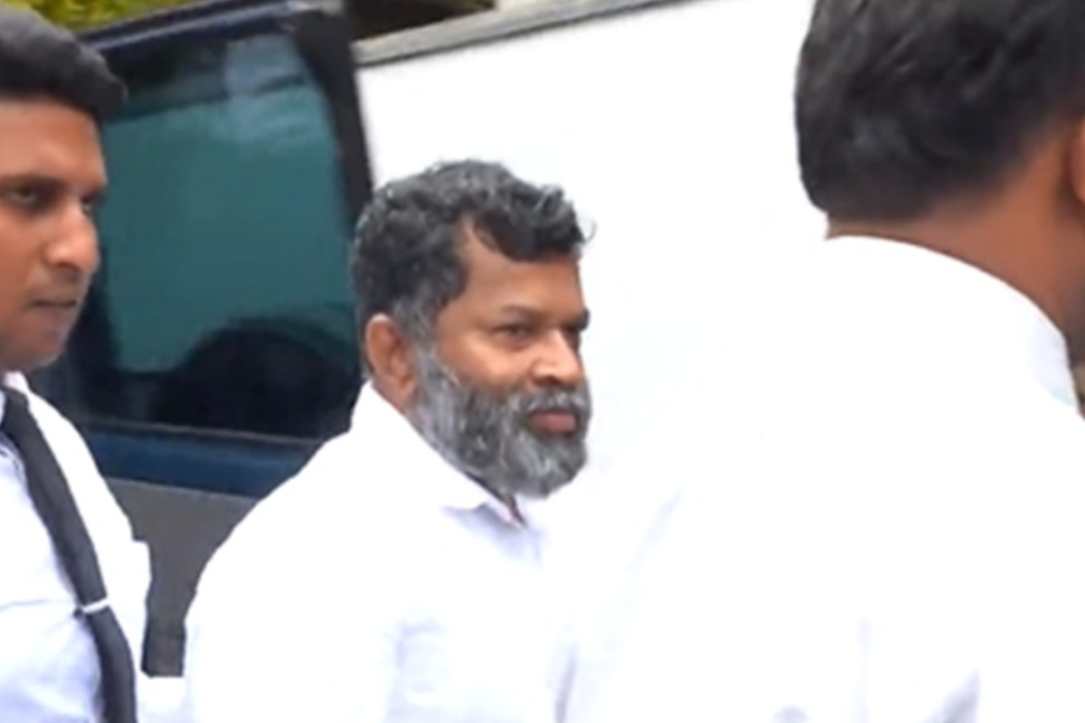 பிள்ளையான் உள்ளிட்ட நால்வருக்கு எதிராக குற்றப்பத்திரிகை தாக்கல் | Chargesheet Filed Pillaiyan Against 4 People பிள்ளையான் உள்ளிட்ட நால்வருக்கு எதிராக குற்றப்பத்திரிகை தாக்கல் | Chargesheet Filed Pillaiyan Against 4 People