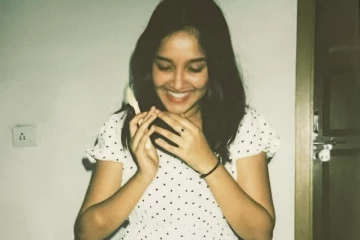 19 வயதை தொட்ட அனிகா.. பிறந்தநாளை யாருடன் கொண்டாடி இருக்கிறார் பாருங்க