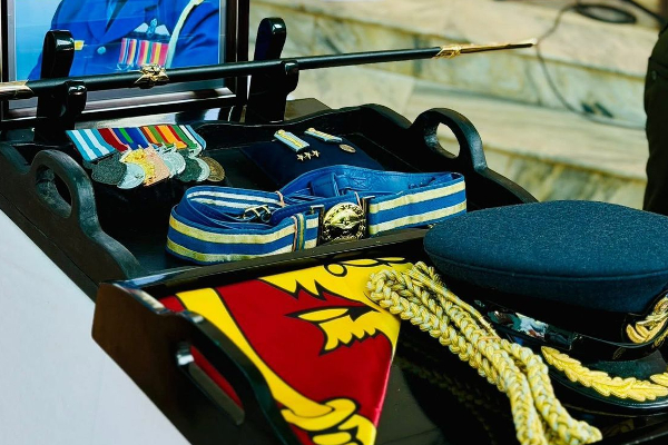 நாட்டுக்காக உயிர் தியாகம் செய்த விமானியின் உடலுக்கு ஜனாதிபதி அஞ்சலி! | President Pays Tribute To The Pilot நாட்டுக்காக உயிர் தியாகம் செய்த விமானியின் உடலுக்கு ஜனாதிபதி அஞ்சலி! | President Pays Tribute To The Pilot