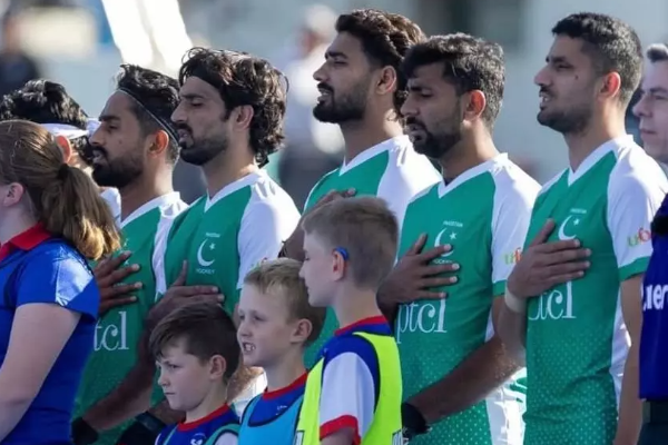 வெளிநாட்டில் பாத்திரம் கழுவினோம்; அனாதையாக நின்றோம் - பாகிஸ்தான் கேப்டன் குற்றச்சாட்டு | Pak Hockey Captain Says Had To Wash Dish In Aus