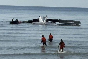 தாய்லாந்து விமான விபத்து: பாராசூட் பயிற்சியின்போது 6 பேர் பலி - அதிர்ச்சி தகவல்!