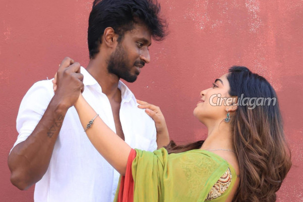 இணைந்த 96 ராம் - ஜானு.. ஜோடியாக தொடங்கிய புது படம் | 96 Ram Jaanu Pair Up For A New Movie