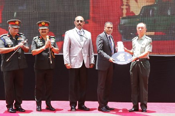 சிறிலங்காவிற்கு 11 இராணுவ வாகனங்களை கையளித்த சீனா | China Donates Usd 6 2Mn Worth Highly To Sri Lanka