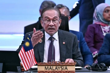 හෝමුස් සමුද්‍ර සන්ධියෙන් යාත්‍රා කිරීමට මැලේසියාවට ඉරානයෙන් අවසර