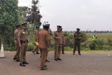 மகளையும், தந்தையும் கூரிய ஆயுதத்தால் தாக்கிய இளைஞன்