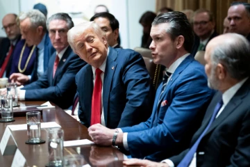 உக்ரைன் மக்கள் மீது விழுந்த டிரம்பின் பார்வை; வீசாக்களை நிறுத்த ஆராய்வு!