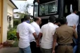 நாவலப்பிட்டி நகர சபை தலைவர் , மருமகன் உட்பட நால்வர் கைது