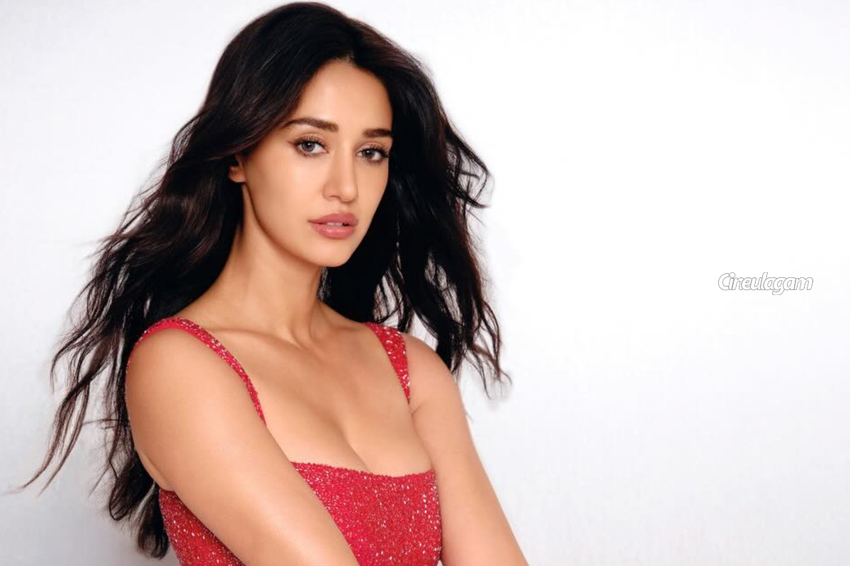 கிளாமர் குயினாக வலம் வரும் திஷா பாட்னியின் மொத்த சொத்து மதிப்பு | Disha Patani Net Worth And Salary Per Film