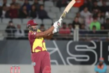 6 பந்துகளில் 6 சிக்ஸர்கள்: மிரண்டு போன இலங்கை வீரர்- வைரலாகும் வீடியோ காட்சிகள்