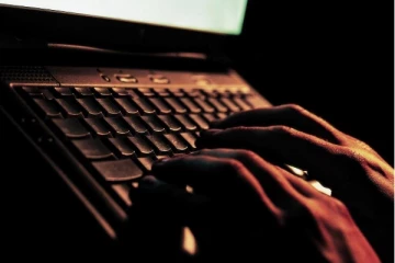 இலங்கையில் பெண்கள் மற்றும் சிறுவர்கள் மீதான இணைய வழிக்குற்றங்கள் அதிகரிப்பு