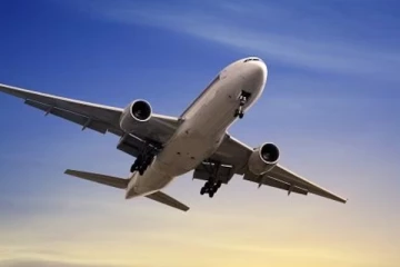 லண்டனில் இருந்து சென்ற விமானத்தில் கனடா வாழ் யாழ் நபரின் மோசமான செயல்