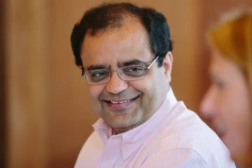 வெள்ளி விழா கொண்டாட்டத்தில் அசம்பாவிதம்., Vistex Asia நிறுவன CEO மரணம்