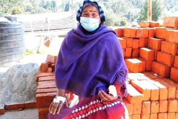 16 வயது சிறுமியுடன் காதல்: தடுக்க முயன்ற பாட்டிக்கு நேர்ந்த கதி