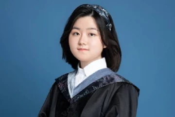 ரொறன்ரோ பல்கலைக்கழகத்தில்  பட்டதாரியாகும் 16 வயது மாணவி!