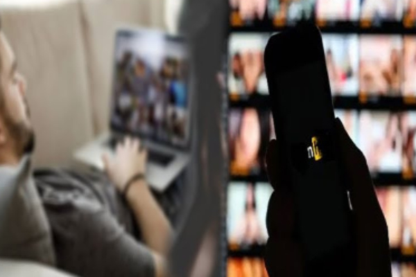 ஆபாச படம் பார்ப்பவர்கள் தான் டார்கெட்; பணம்பறித்த கும்பல் - கோவையில் பரபரப்பு! - தமிழ்நாடு