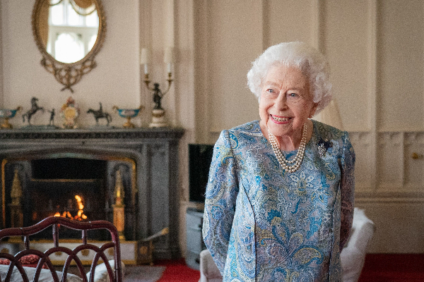 ரகசிய லாக்கரில் ராணி எலிசபெத் உயில்! அடுத்த 90 வருசத்துக்கு சீல்..  ஆச்சரியமூட்டும் தகவல்கள்!! | Queen S Will To Be Locked In A London Safe