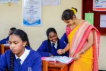 ஆசிரியர்களுக்கு அதிகரித்து வழங்கப்படும் ஊதியத்தில் இப்படி ஒரு அதிர்ச்சித் தகவலா...