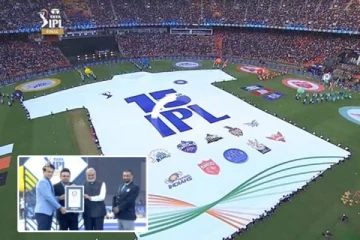 உலகின் மிகப்பெரிய கிரிக்கெட் ஜெர்சி...கின்னஸ் உலக சாதனை பட்டியலில் ஐபிஎல்!