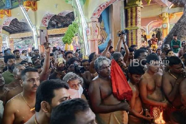 சந்நிதியானுக்கு இன்று (16) கொடியேற்றம் (படங்கள்) | Tondaimanar Selvachannidhi Temple Began Today