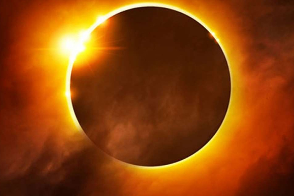 முதல் சந்திர கிரகணத்தின் போது தப்பிடி தவறி கூட இதை செய்து விடாதீர்கள்...எச்சரிக்கை! | Chandra Grahan 2022