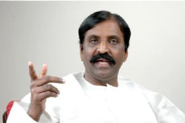 சுட்டுரையை முடக்கிவிட்டால் சீமான் தீர்ந்து போவாரா? - கொந்தளித்த கவிஞர் வைரமுத்து