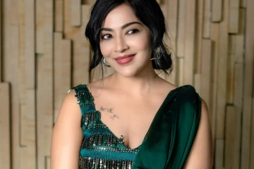 VJ ரம்யாவின் அழகிய போட்டோஷூட்! அவரா இது?