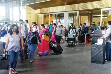 கட்டுநாயக்க விமான நிலையத்தில் கடுமையாகும் கட்டுப்பாடு