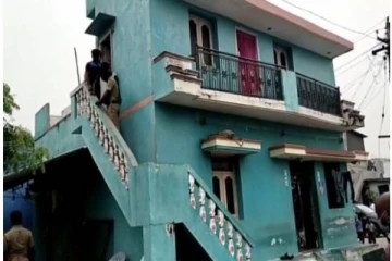 கருக்கலைப்பு நடைபெறுவதாக கிடைத்த ரகசிய தகவல் - அதிரடி ஆய்வால் தெறித்து ஓடிய பெண்..!