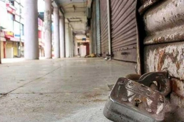 வவுனியாவில் நிர்வாக முடக்கல் தொடர்பில் சில பொது அமைப்புக்கள் தீர்மானம் இல்லை: குழப்பத்தில் மக்கள்