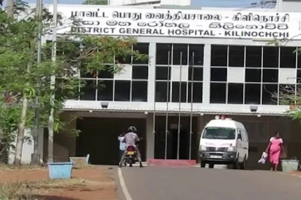 கிளிநொச்சி பொது வைத்தியசாலையில் மகப்பேற்றுத் தாய்மாரை அனுமதிப்பதில் இழுபறி நிலை ! | Kilinochchi Hospital Delay Admit Pregnant Mothers